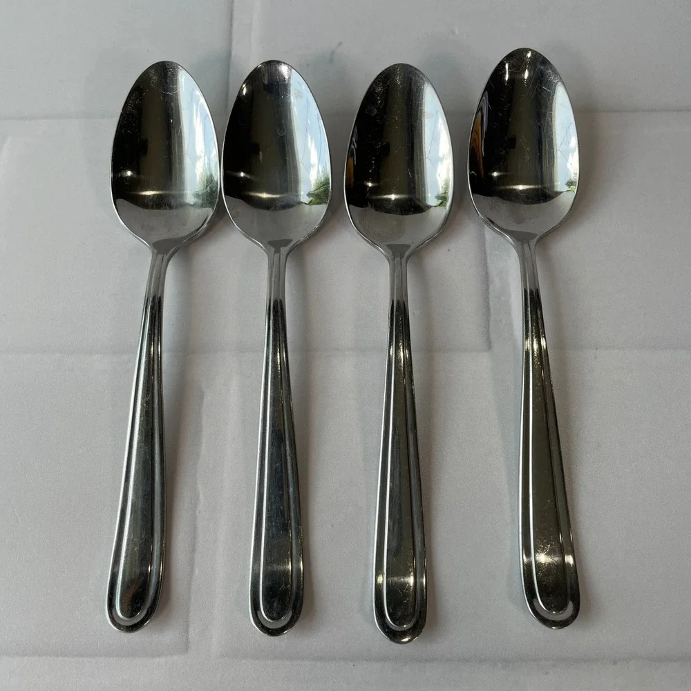 Wallace Stainless Steel Teaspoons Set of 4 Pattern WAS255 18/0 Flatware 6 inch